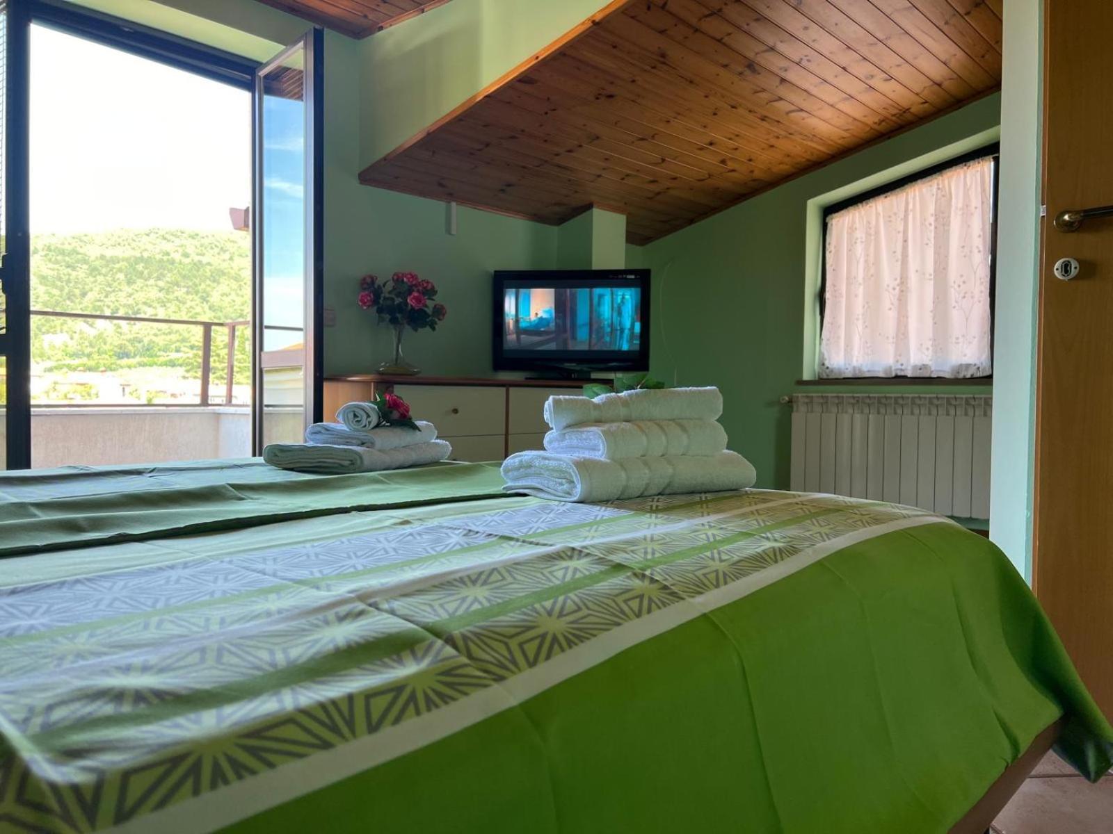 Apartma Mimi Dekani Ngoại thất bức ảnh